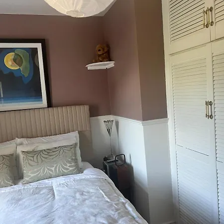 Spacious Home, Walking Distance To Town Center Donegal Town