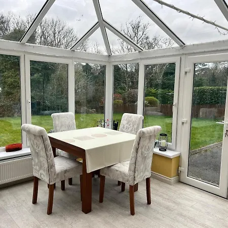 Spacious Home, Walking Distance To Town Center * Donegal Town