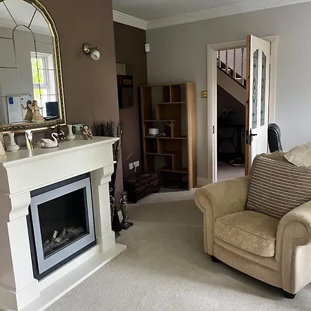 Spacious Home, Walking Distance To Town Center * Donegal Town