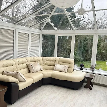 Spacious Home, Walking Distance To Town Center Donegal Town