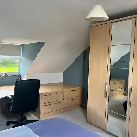 Spacious Home, Walking Distance To Town Center * Donegal Town