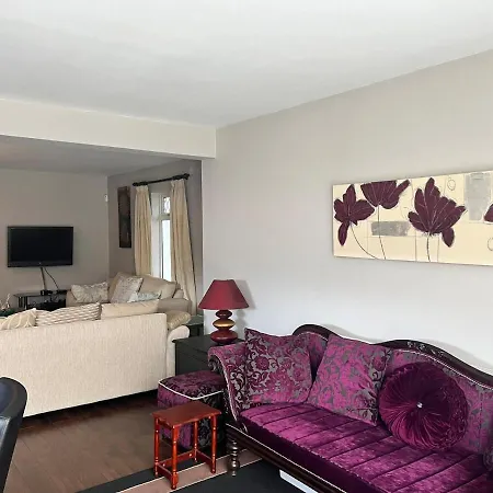 Nyaraló Spacious Home, Walking Distance To Town Center